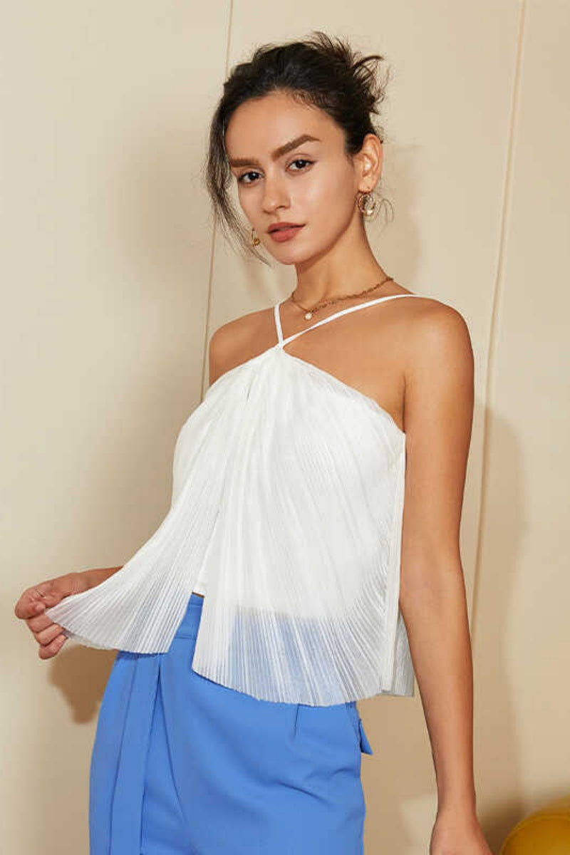 Classic Vintage Top with a Flattering Fit