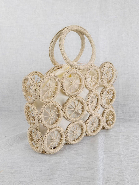 Sophisticated Bag with a Clean Classic Look