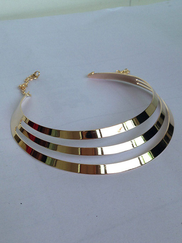 Beautifully Finished Garment in a Timeless Design