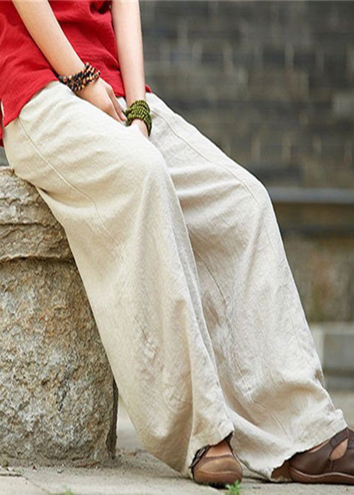 Effortlessly Elegant Pants with a Timeless Design