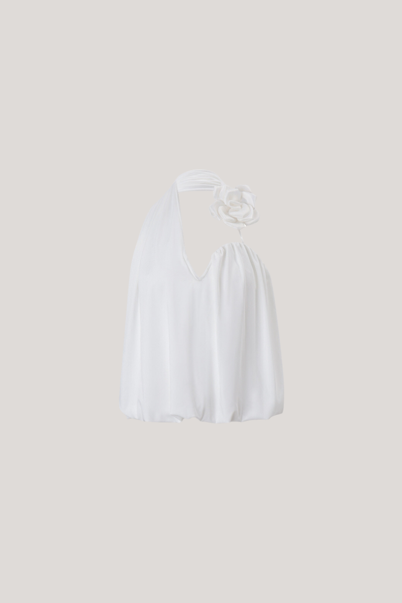 Effortlessly Elegant Top with a Timeless Design