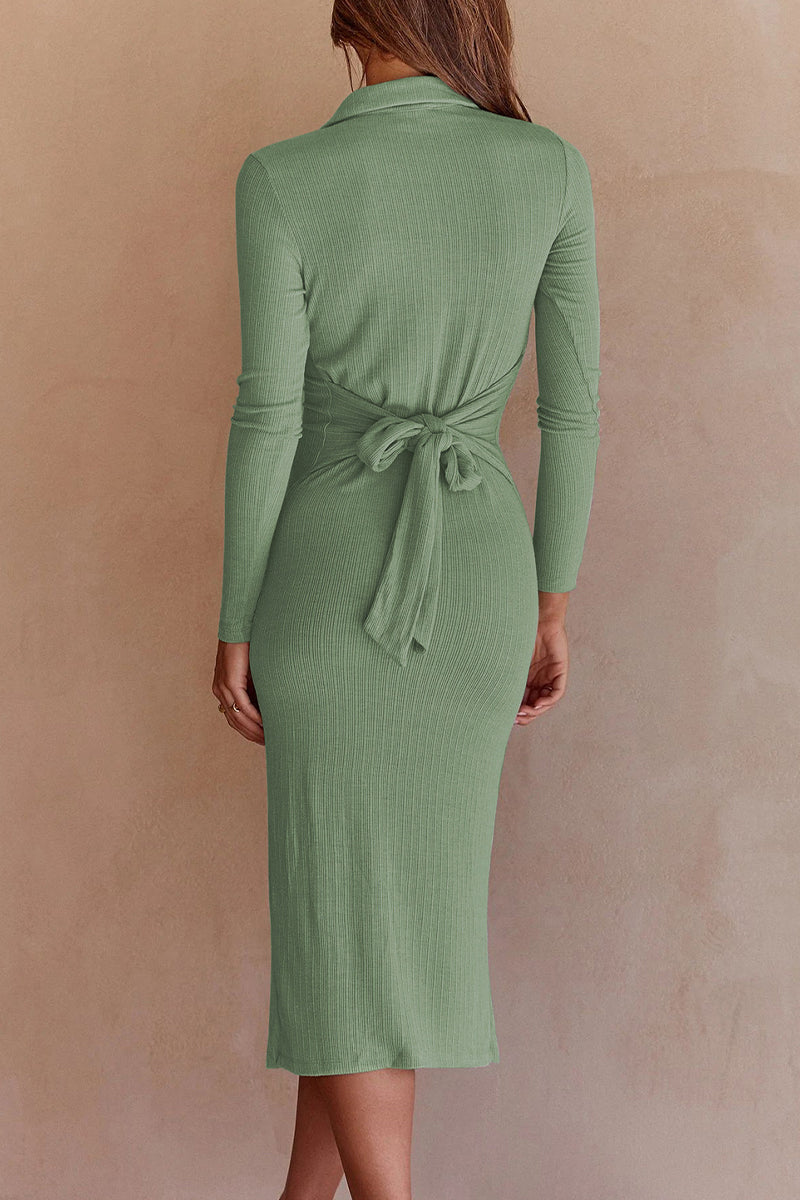Effortlessly Elegant Dress with a Timeless Design