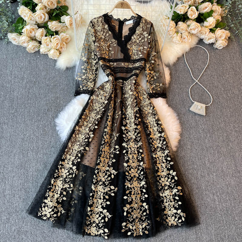 Beautifully Finished Dress in a Timeless Design