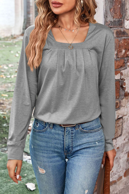 Effortlessly Elegant Top with a Timeless Design