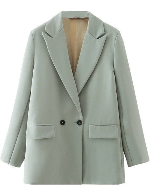 Sophisticated Garment with a Clean Classic Look