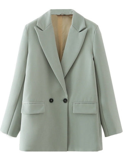 Sophisticated Garment with a Clean Classic Look