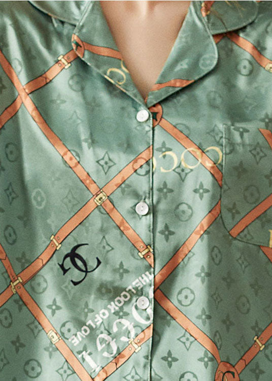 Classic Vintage Garment with a Flattering Fit