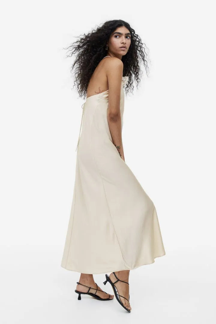 Beautifully Crafted Garment in a Classic Style