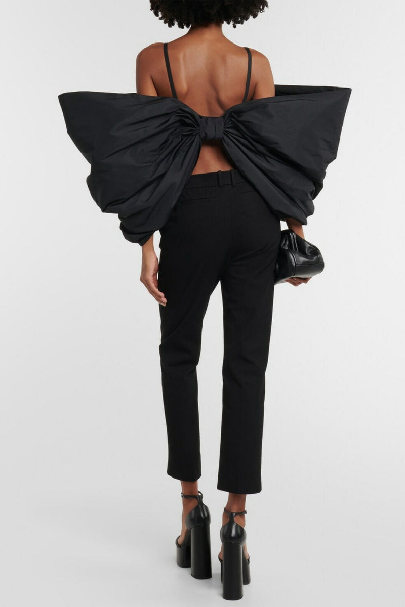 Well Tailored Top with a Graceful Silhouette