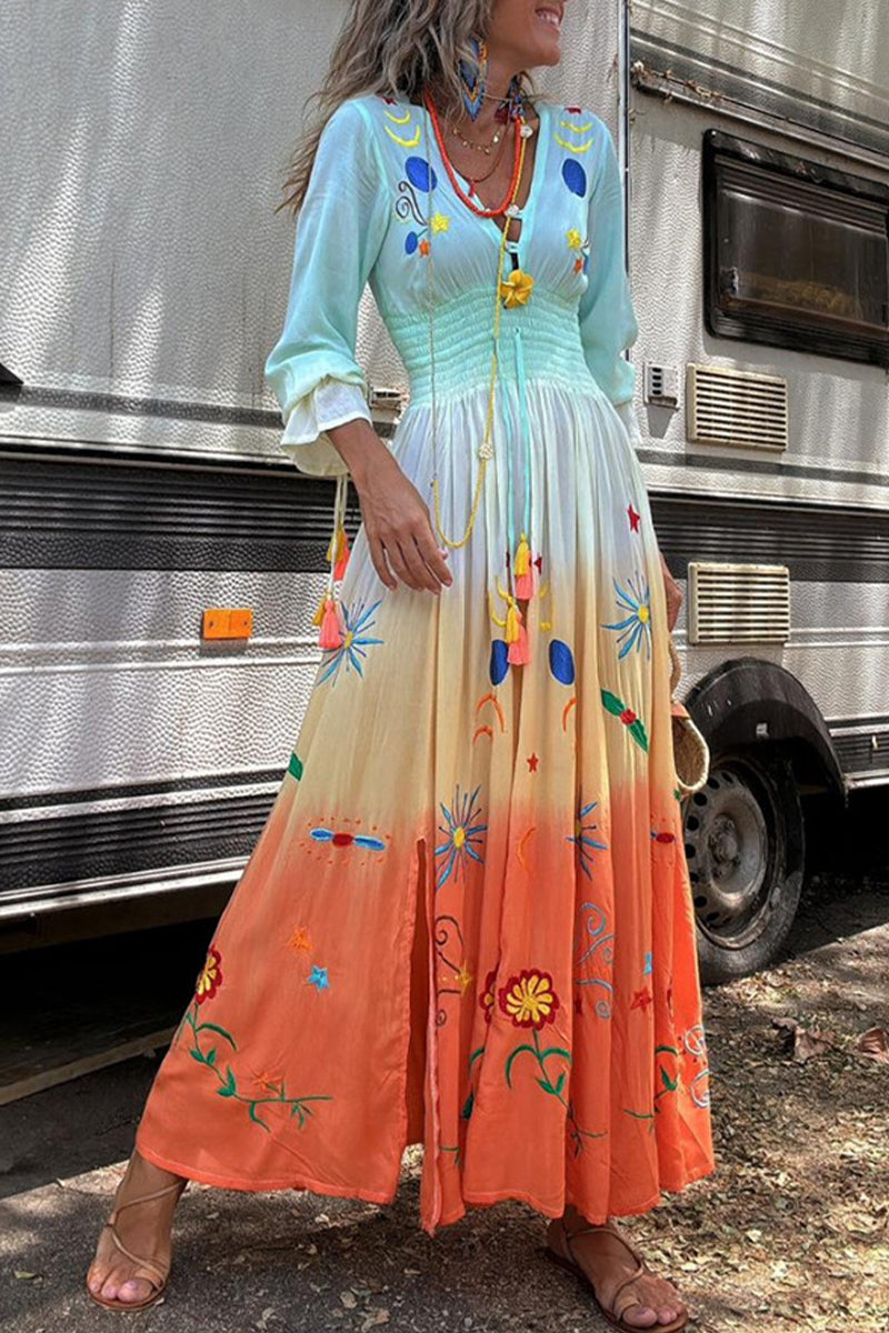 Beautifully Finished Dress in a Timeless Design