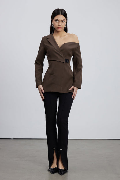 Polished Garment with an Effortless Classic Look