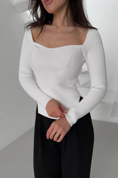 Beautifully Balanced Top with Timeless Character