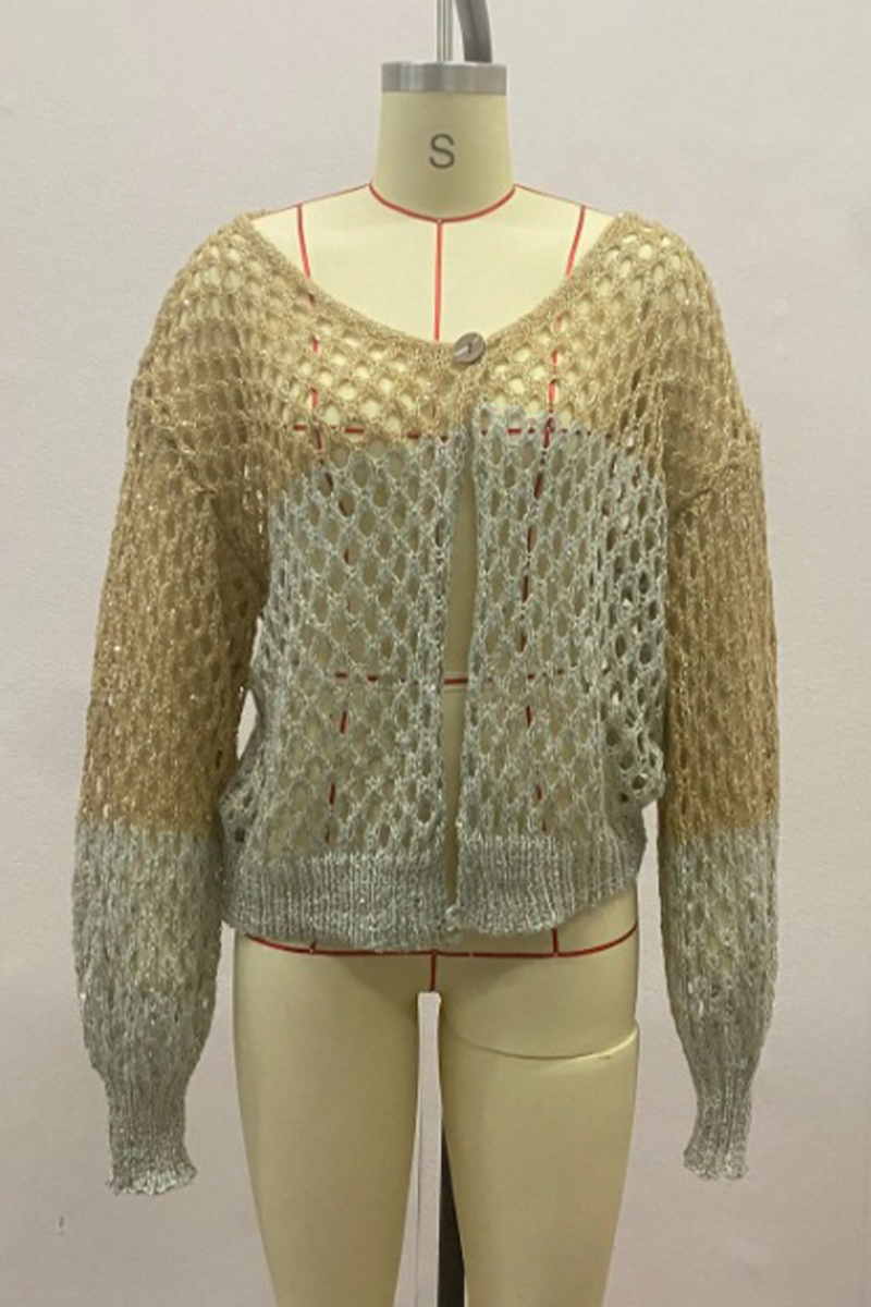 Effortlessly Elegant Garment with a Timeless Design