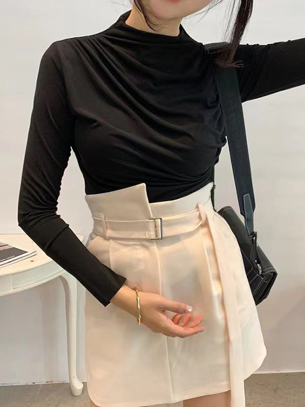 Effortlessly Elegant T-Shirt with a Timeless Design