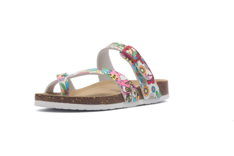 Effortlessly Elegant Sandals with a Timeless Design