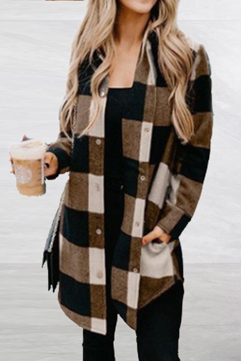 Sophisticated Blouse with a Clean Classic Look