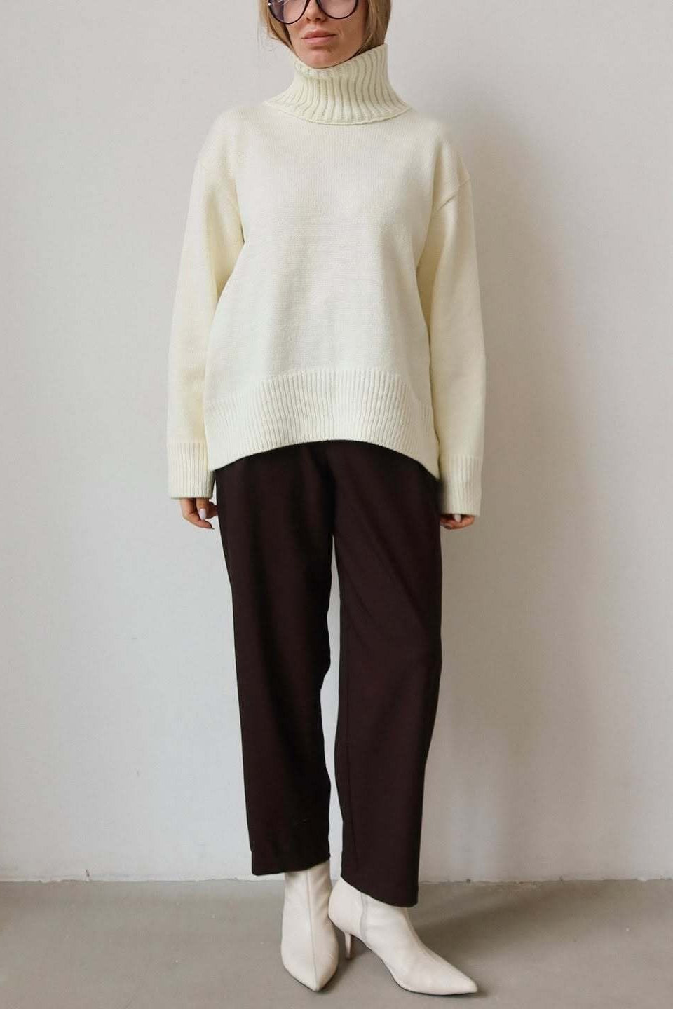 Beautifully Finished Sweater in a Timeless Design