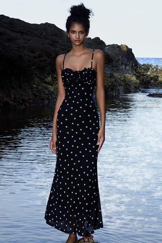 Classic Vintage & Enduringly Stylish Dress