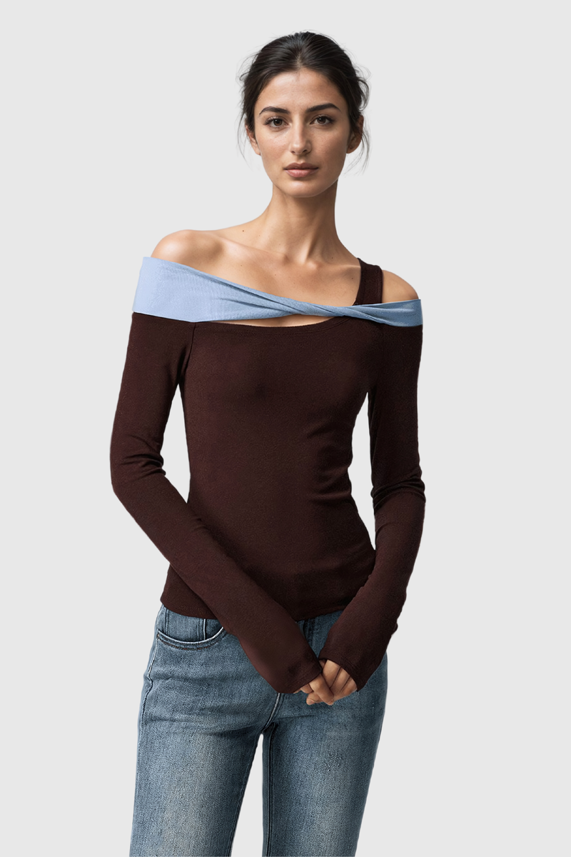 Effortlessly Elegant Top with a Timeless Design