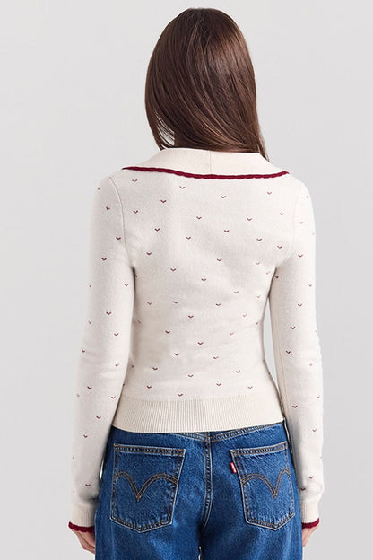 Well Tailored Cardigan with a Graceful Silhouette