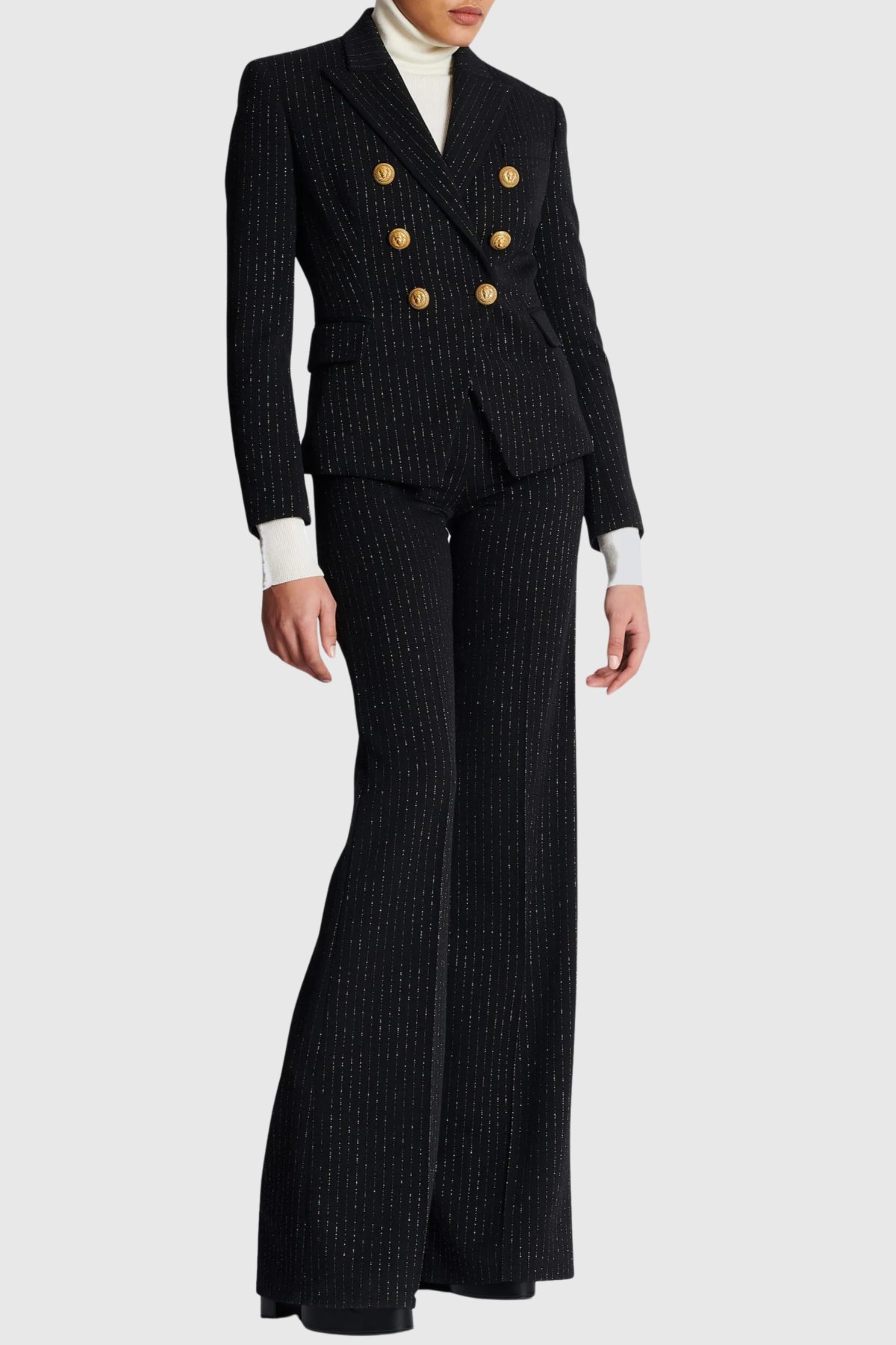 Beautifully Crafted Pants in a Classic Style