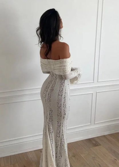 Beautifully Finished Garment in a Timeless Design