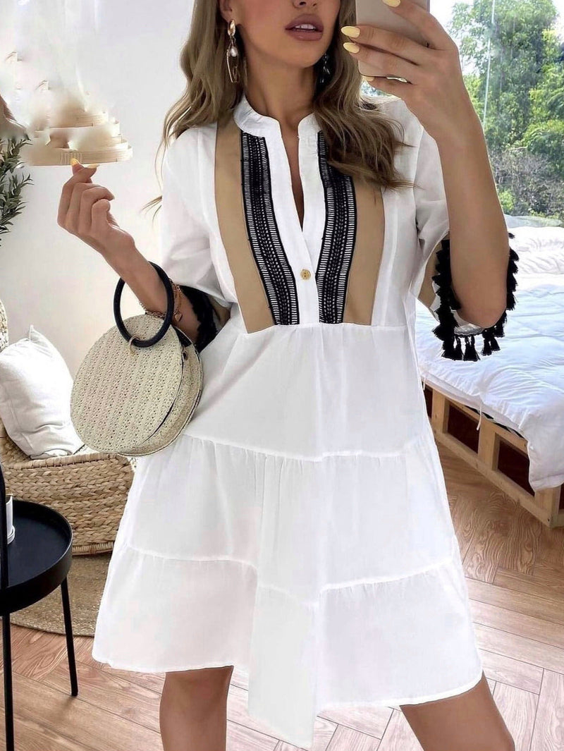 Effortlessly Elegant Dress with a Timeless Design