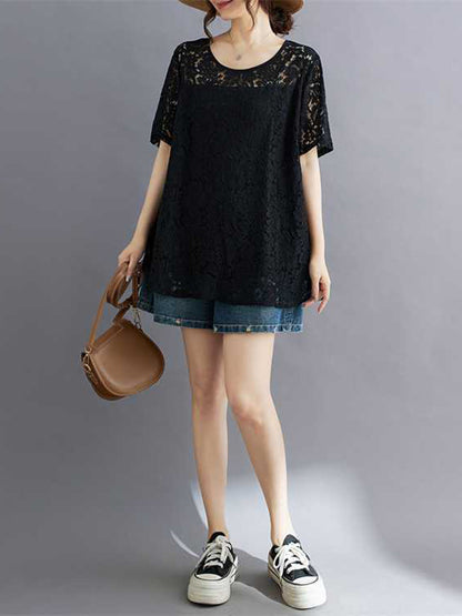 Well Tailored T-Shirt with a Graceful Silhouette