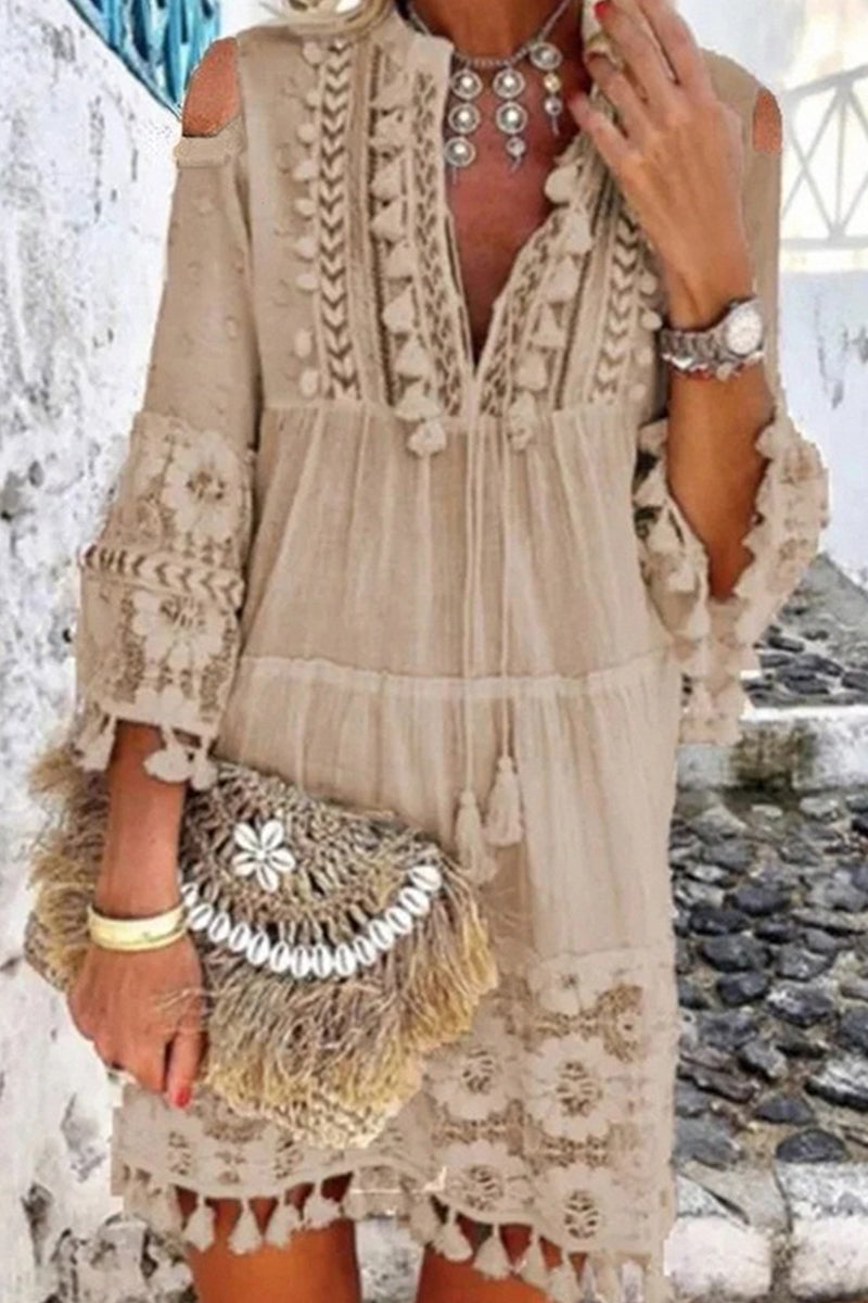 Beautifully Finished Dress in a Timeless Design