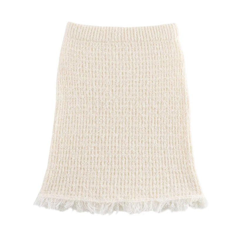 Gracefully Styled Garment for Any Occasion