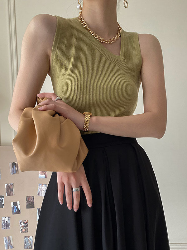 Beautifully Crafted Top in a Classic Style
