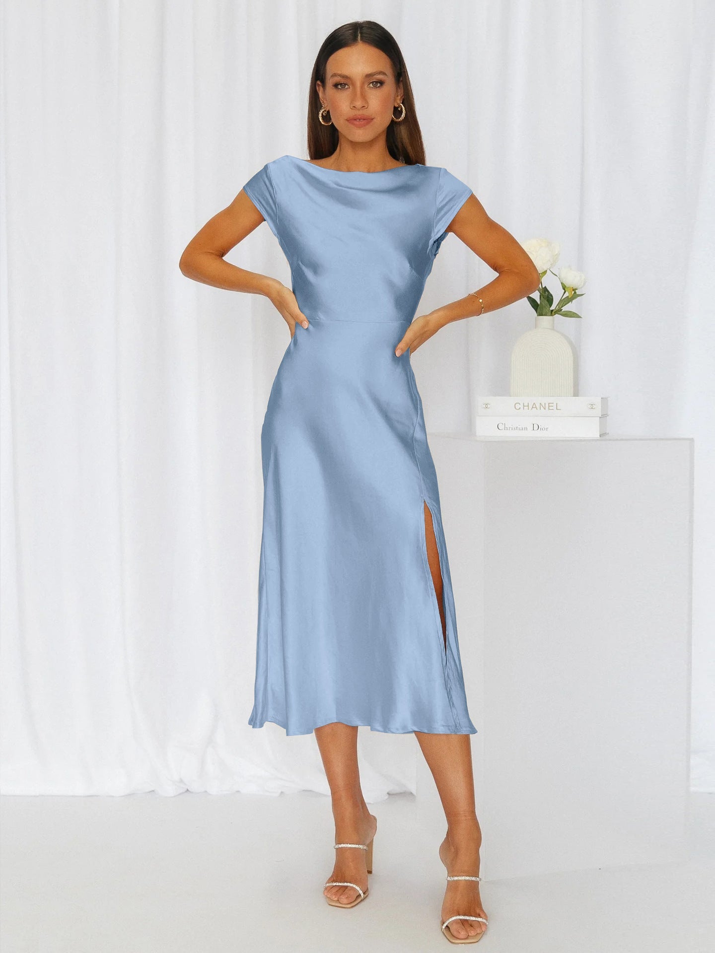 Sophisticated Dress with a Clean Classic Look