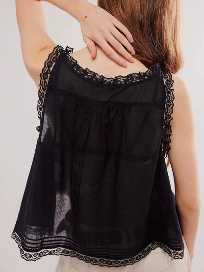 Beautifully Crafted Cardigan in a Classic Style