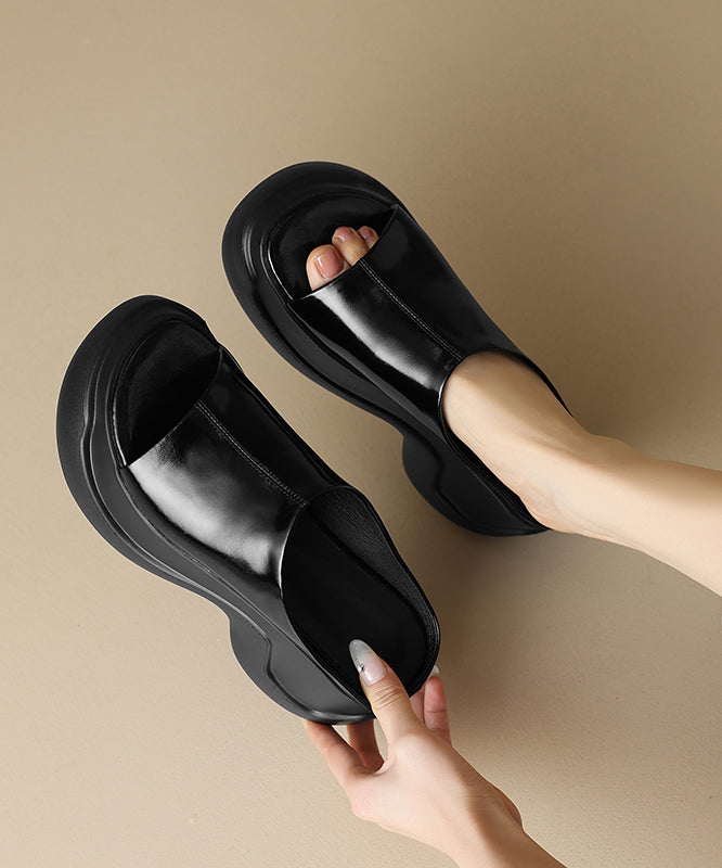 Polished Sandals with an Effortless Classic Look