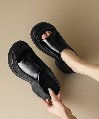 Polished Sandals with an Effortless Classic Look