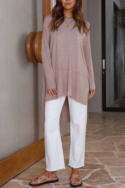 Effortlessly Elegant T-Shirt with a Timeless Design