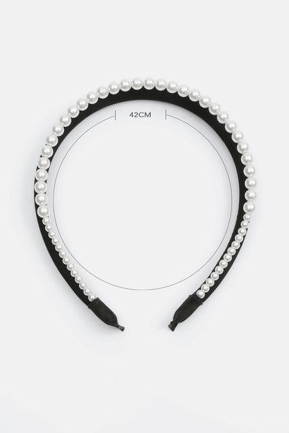 Beautifully Finished Garment in a Timeless Design