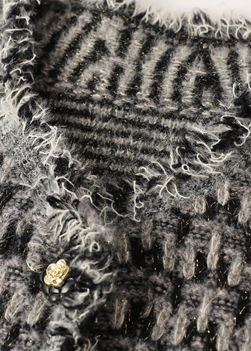 Effortlessly Elegant Coat with a Timeless Design