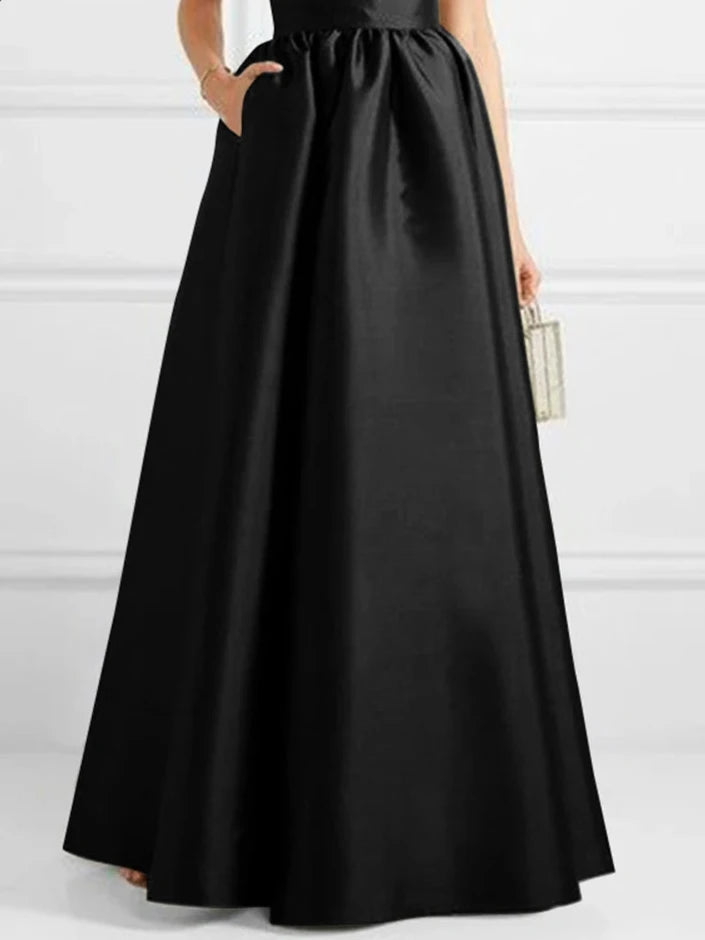 Effortlessly Elegant Garment with a Timeless Design