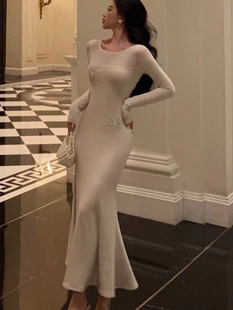 Effortlessly Elegant Dress with a Timeless Design