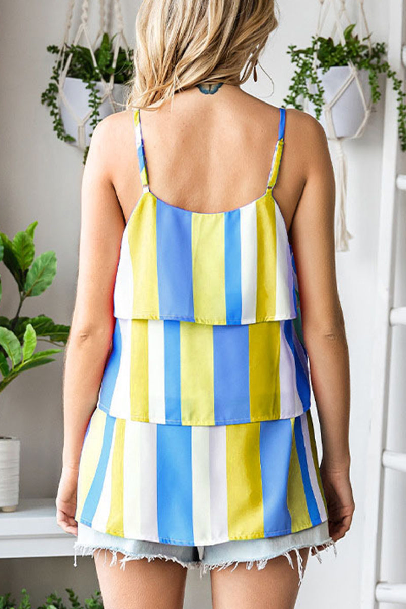 Well Tailored Top with a Graceful Silhouette