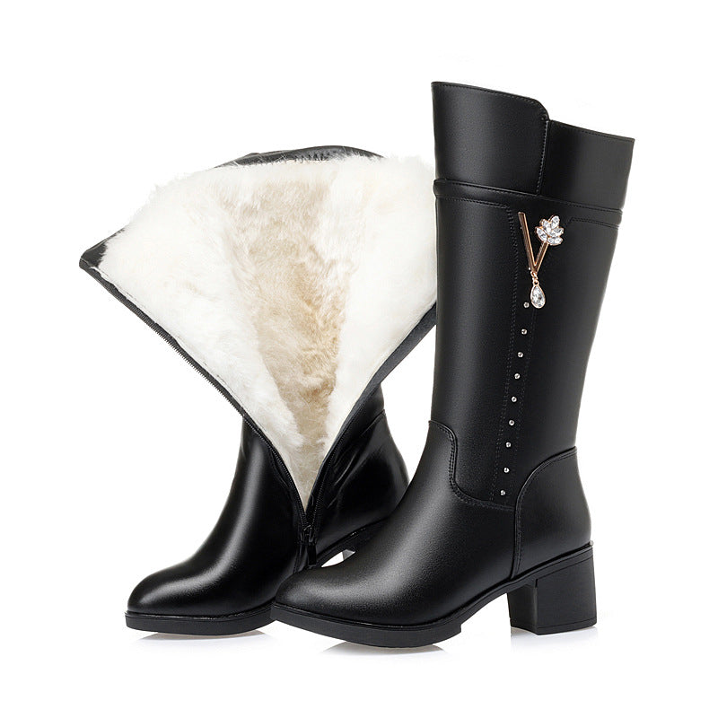 Beautifully Finished Boots in a Timeless Design