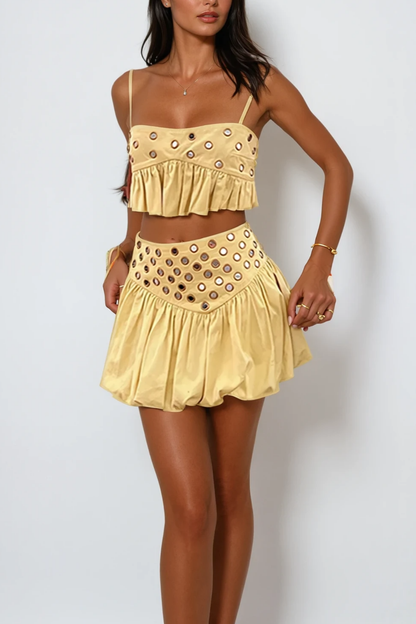Classic Vintage Garment with a Flattering Fit