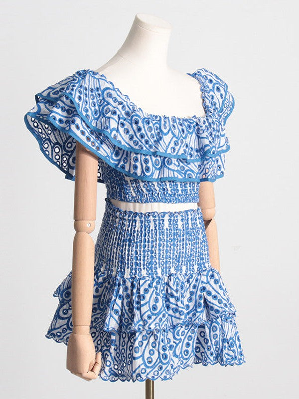 A Vintage Style Top with Delicate Timeless Details