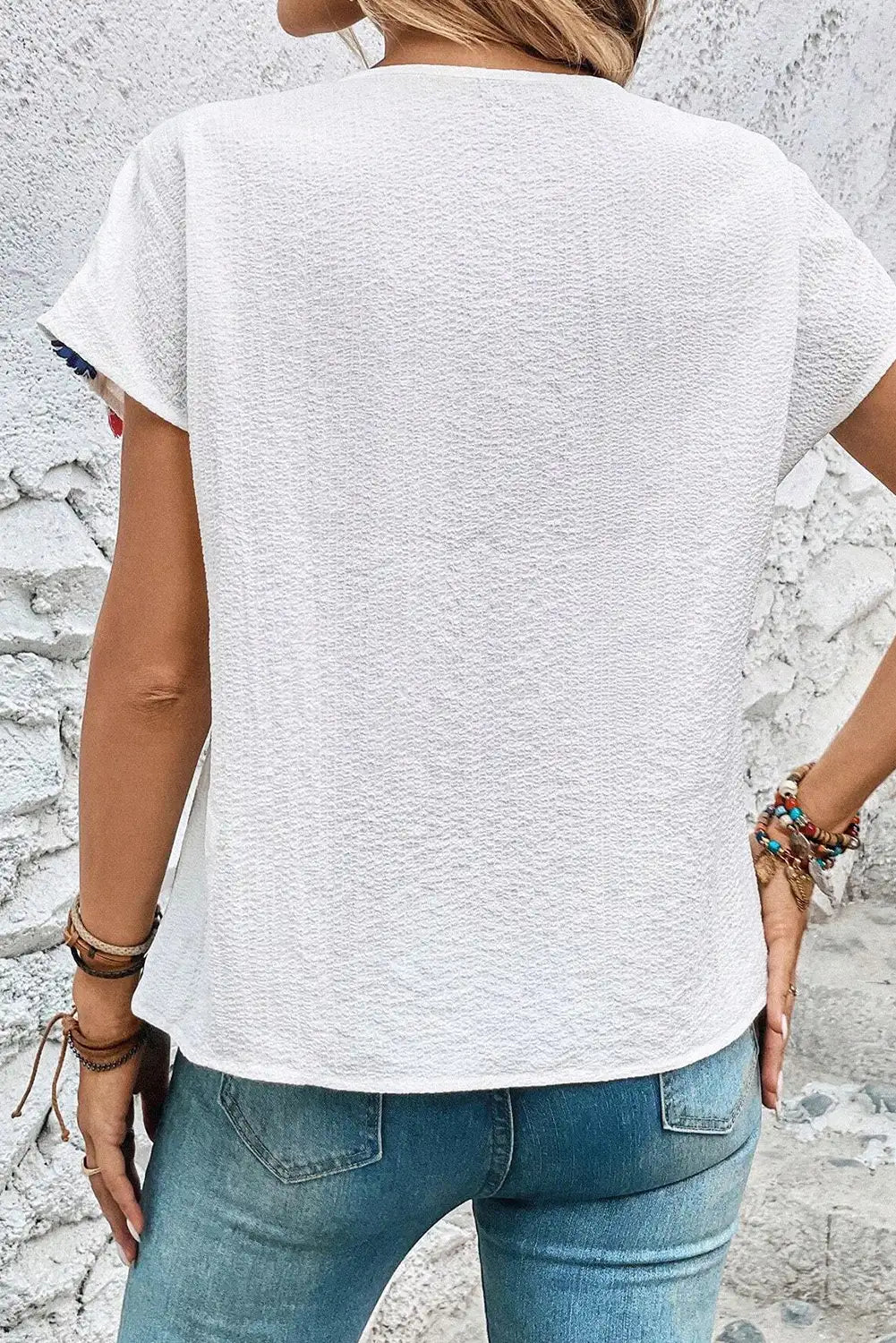 Beautifully Crafted Blouse in a Classic Style