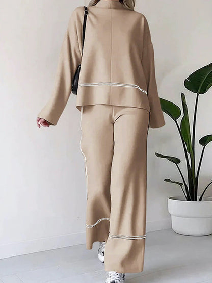 Effortlessly Elegant Sweater with a Timeless Design