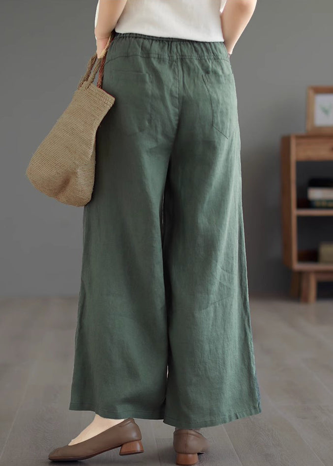 Classic Vintage Pants with a Flattering Fit