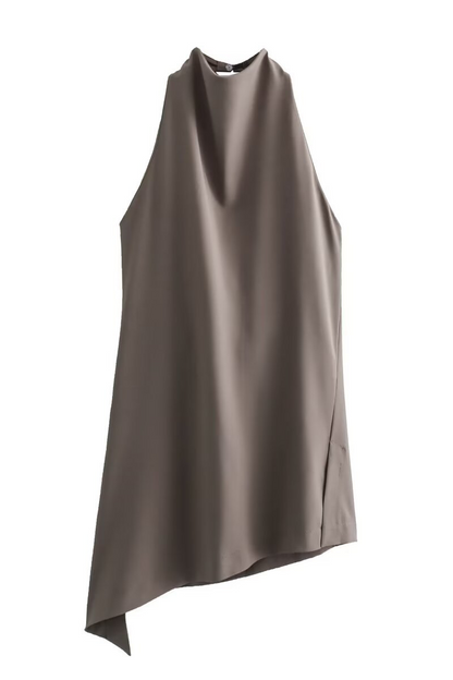 Well Tailored Garment with a Graceful Silhouette
