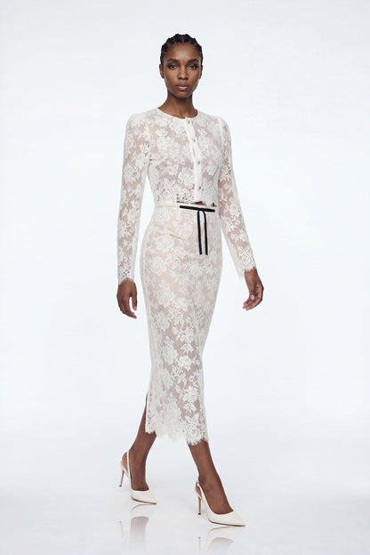 Sophisticated Garment with a Clean Classic Look