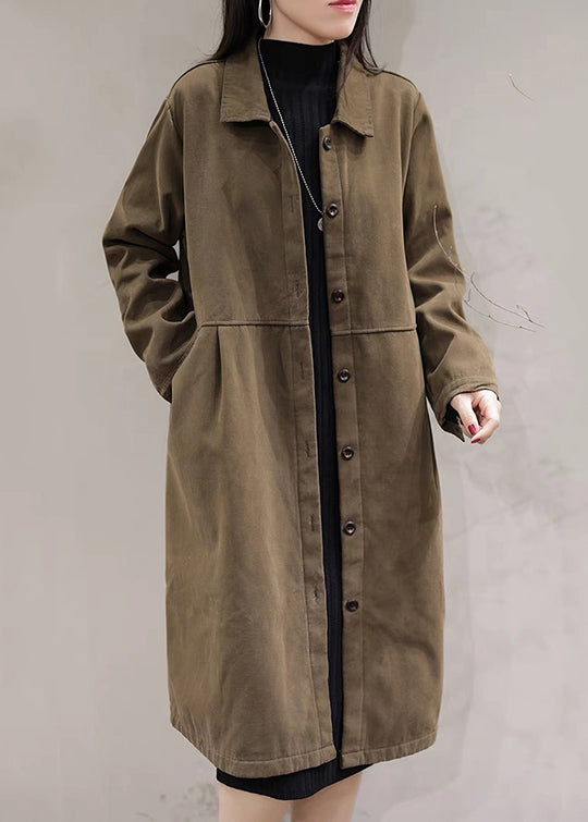 Well Tailored Coat with a Graceful Silhouette